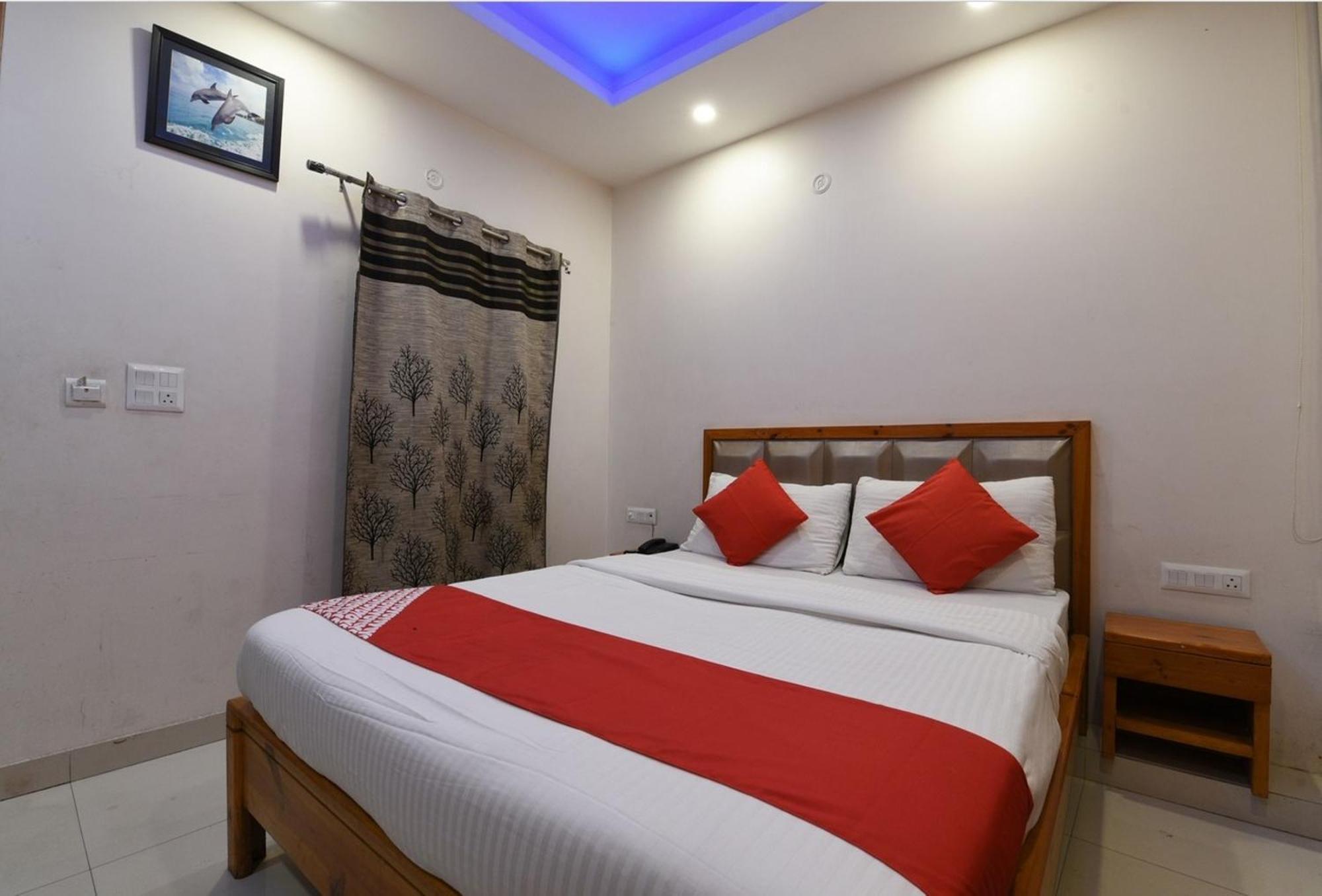Airport Hotel Mahal New Delhi Eksteriør billede