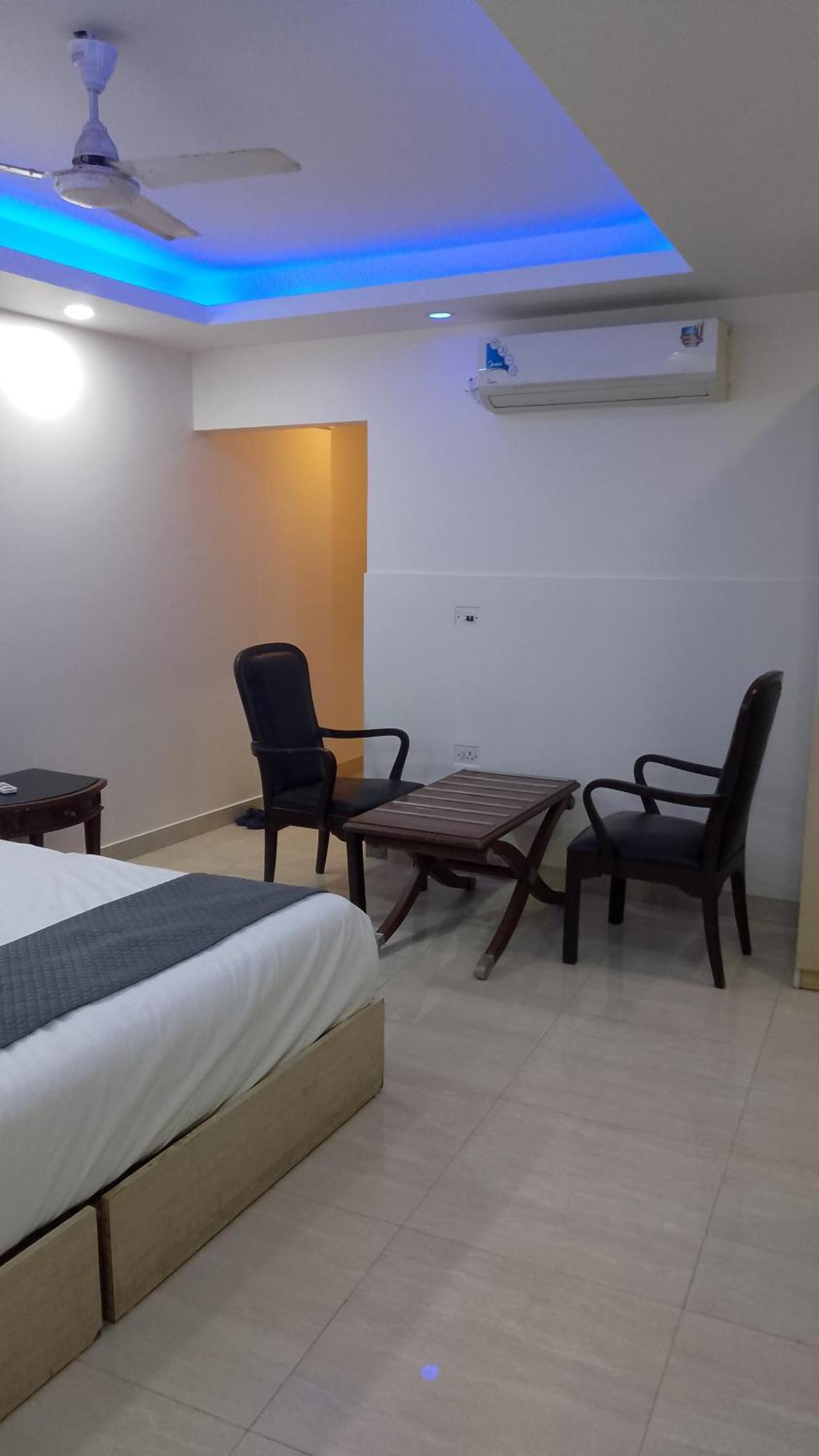 Airport Hotel Mahal New Delhi Eksteriør billede