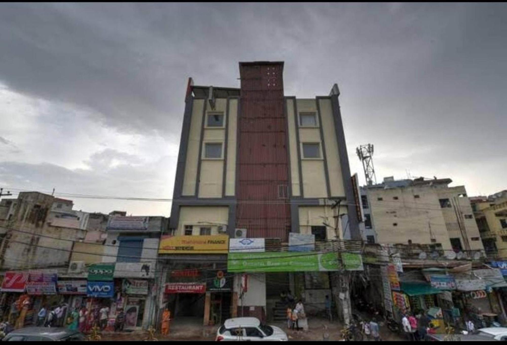 Airport Hotel Mahal New Delhi Eksteriør billede