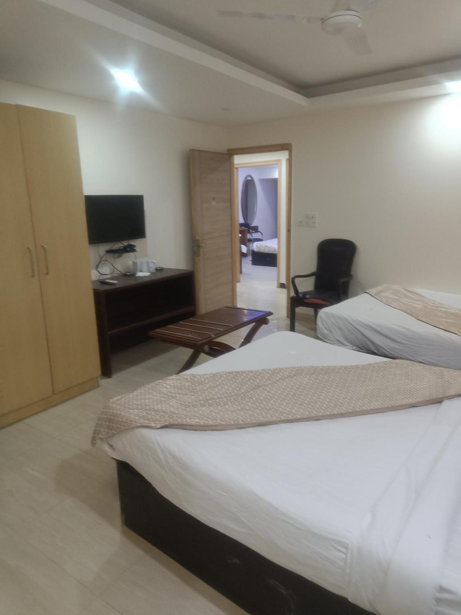 Airport Hotel Mahal New Delhi Eksteriør billede