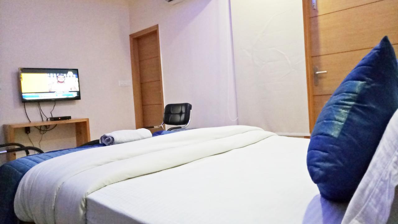 Airport Hotel Mahal New Delhi Eksteriør billede