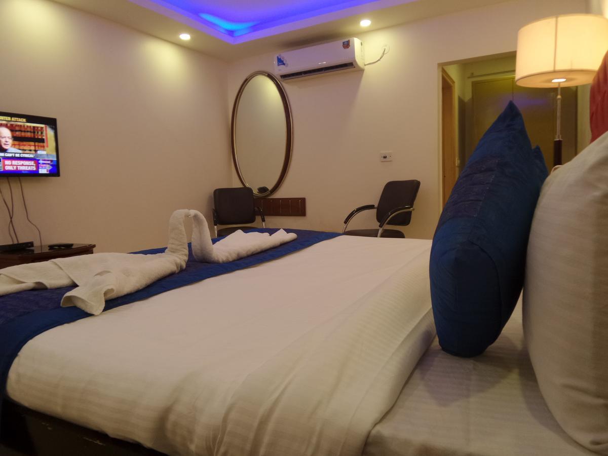 Airport Hotel Mahal New Delhi Eksteriør billede