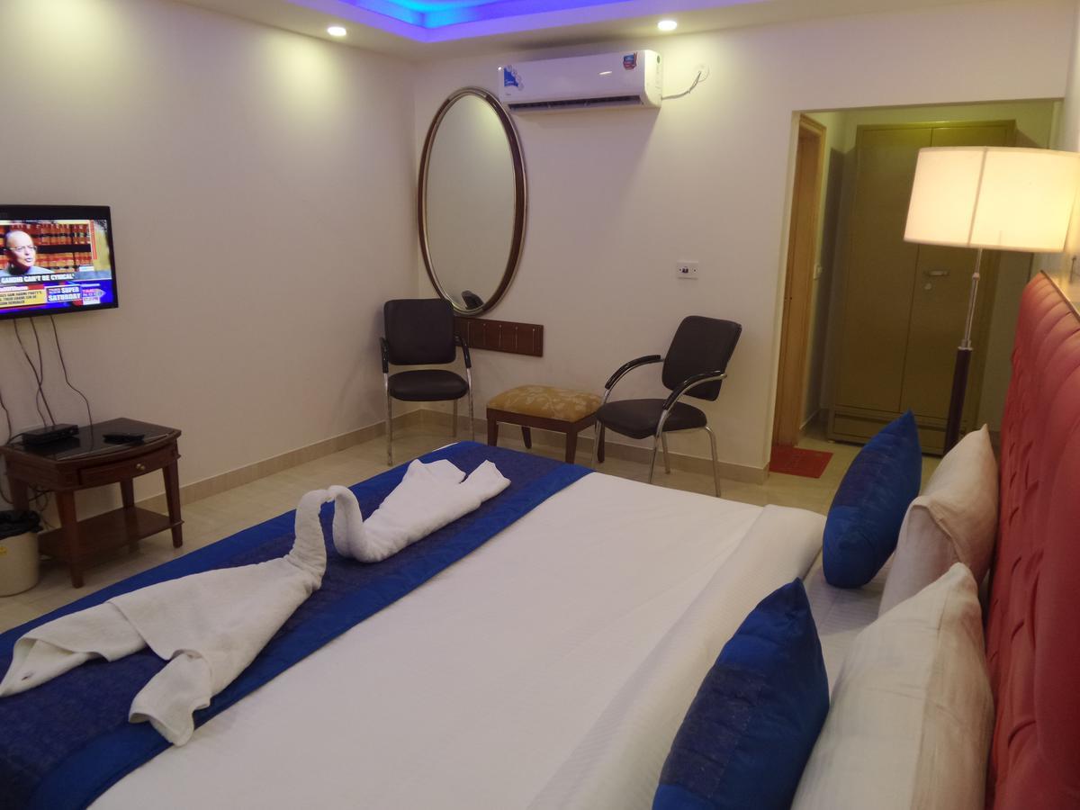Airport Hotel Mahal New Delhi Eksteriør billede