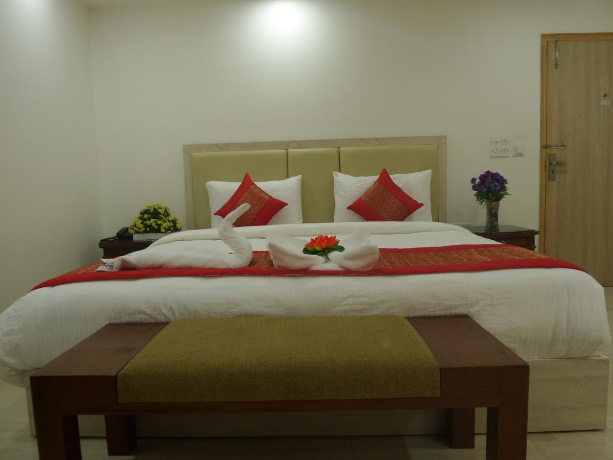 Airport Hotel Mahal New Delhi Eksteriør billede