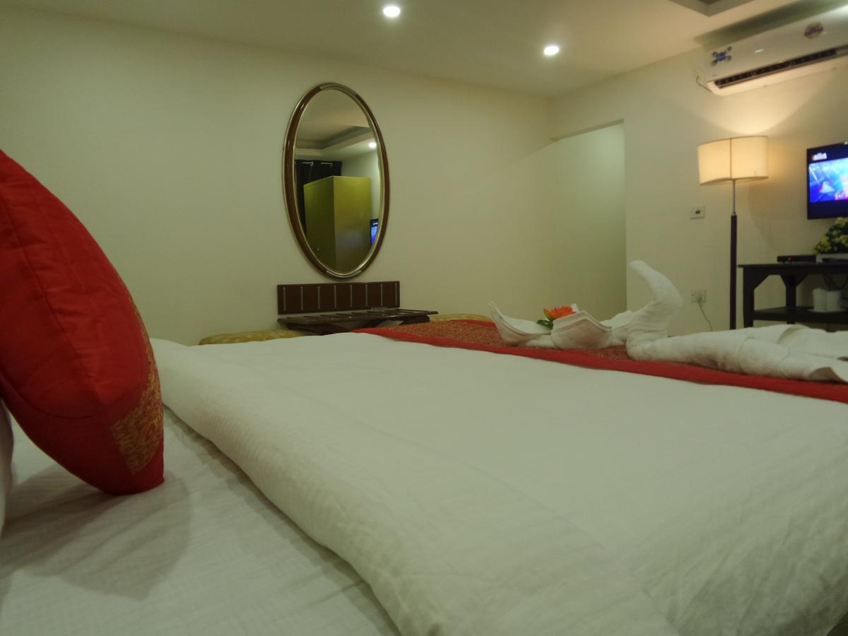 Airport Hotel Mahal New Delhi Eksteriør billede