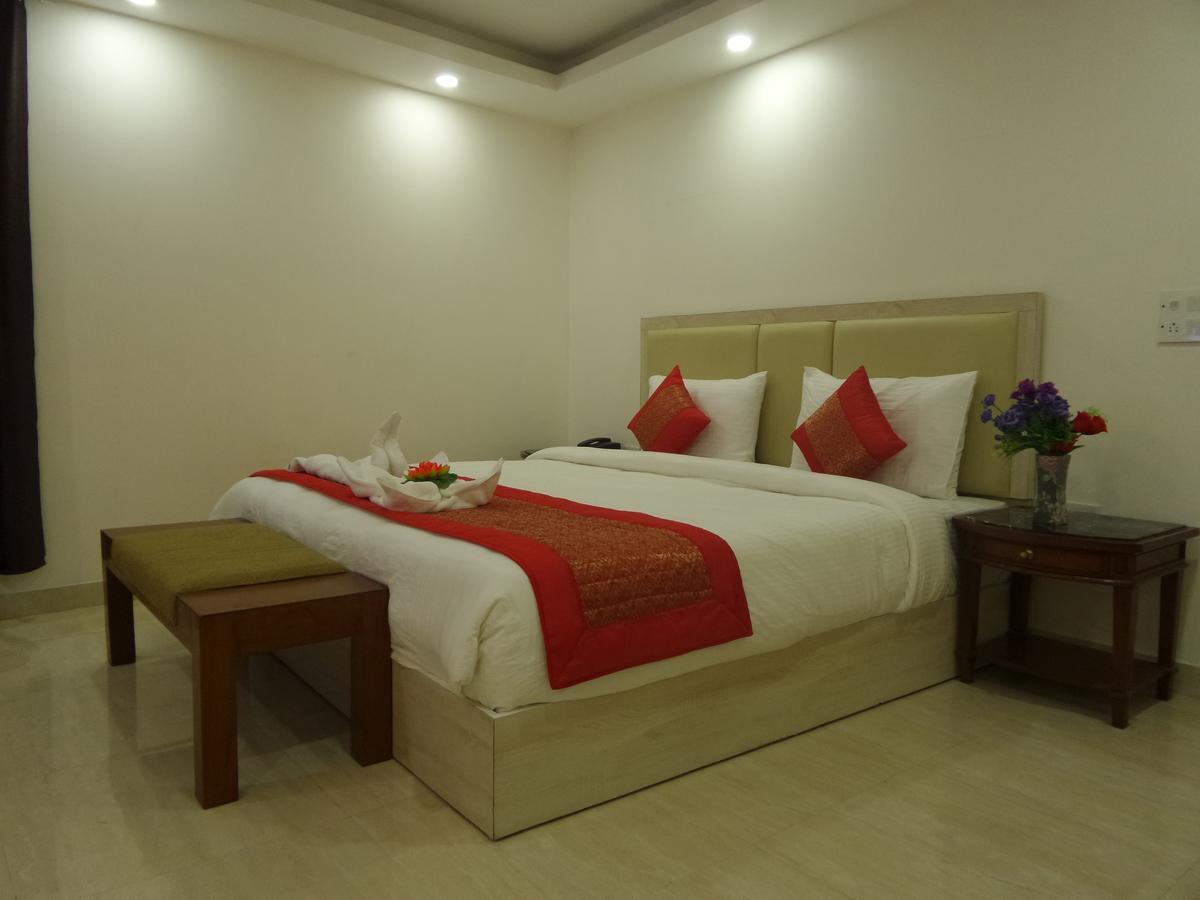 Airport Hotel Mahal New Delhi Eksteriør billede